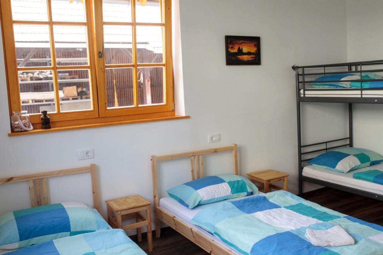 Bikeski Family Hotel, B&B, Apartaments, Rooms Mezica Extérieur photo